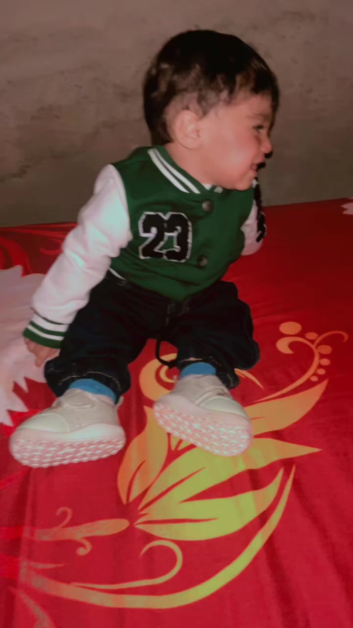 @Saira_official12