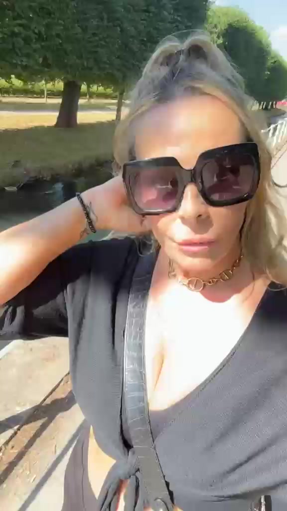 @Sisi