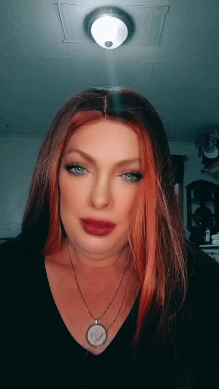 @queenmags
