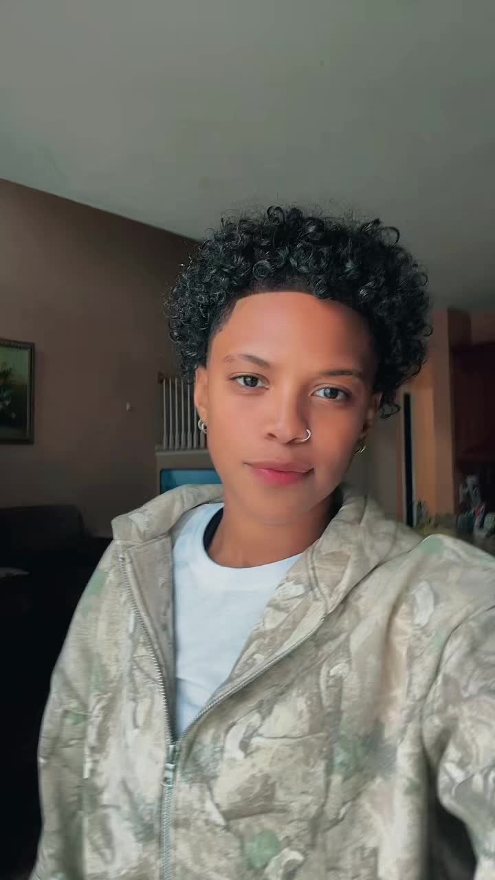@Briana 🏳️🌈