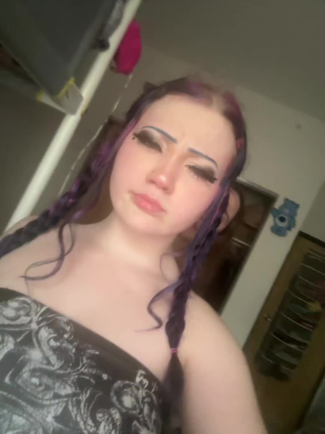 @Buzzballbriseis