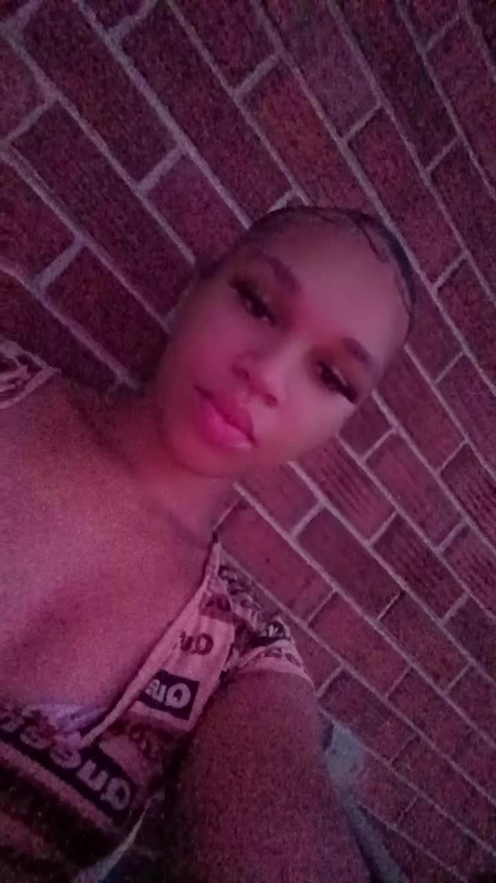 @nieyapretty