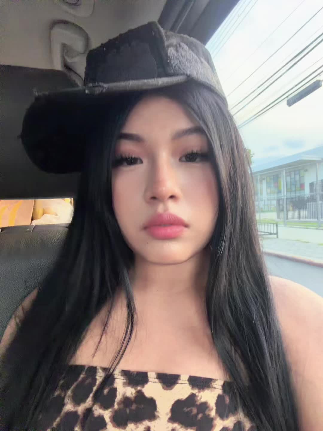 @ℳ🤍