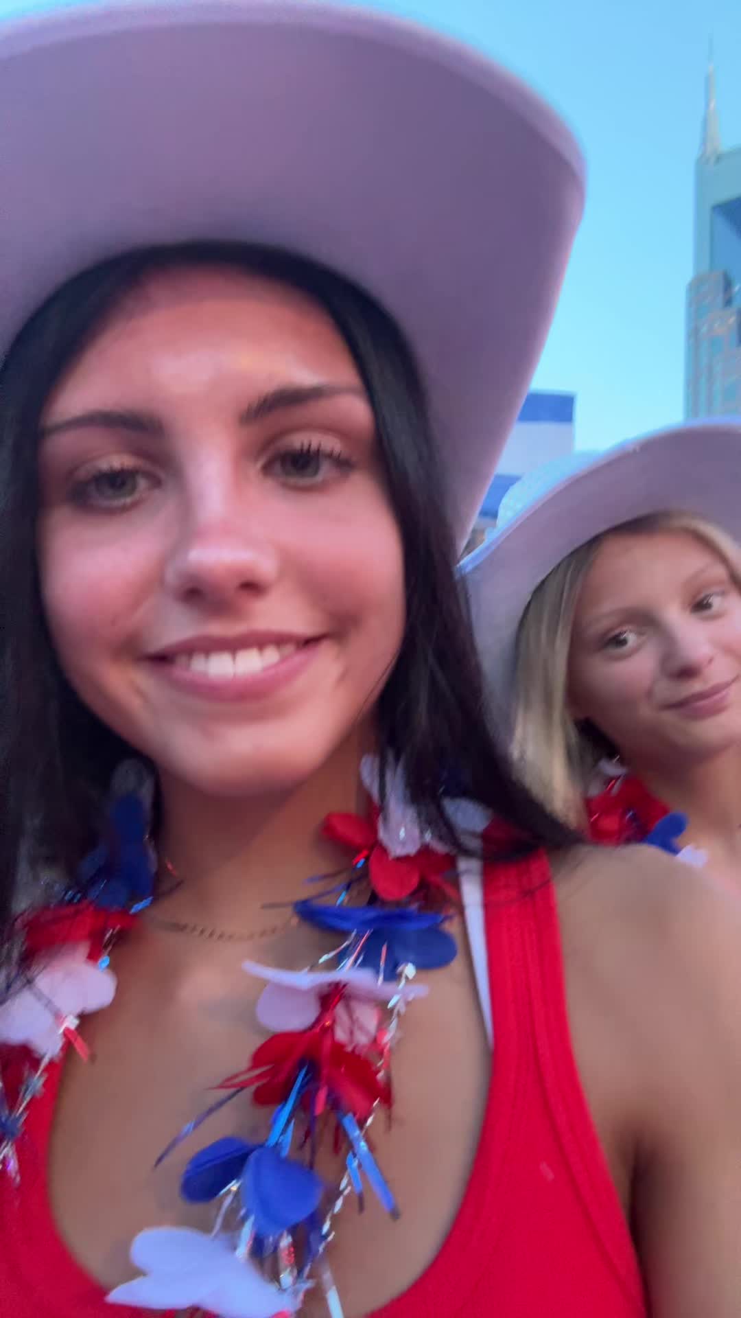 @️