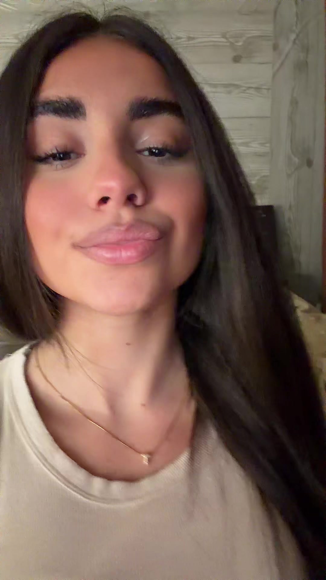 @tamararaia_