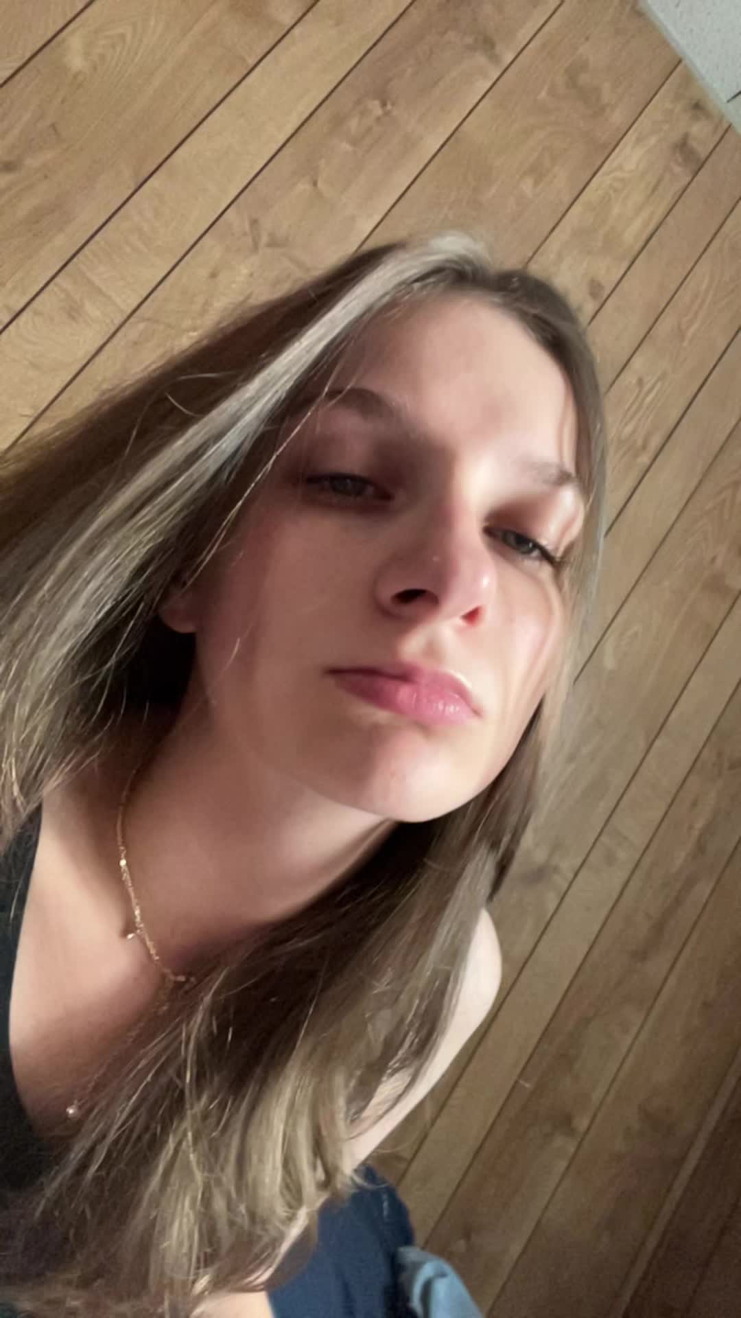 @shayla0o0