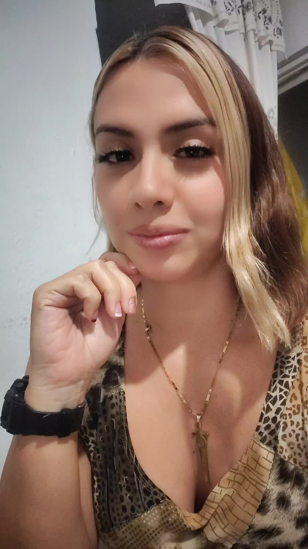 @Aleja❤️monita❤️