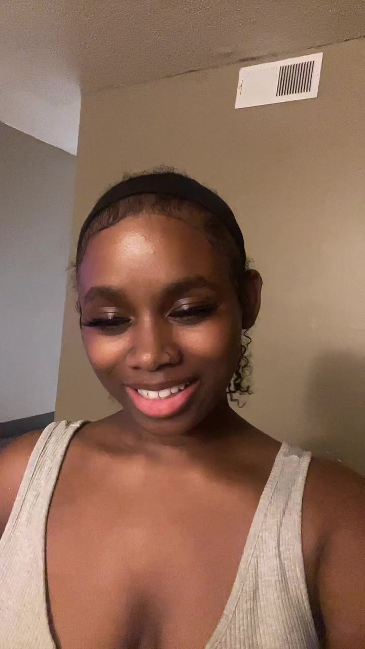 @raeee💋🦇