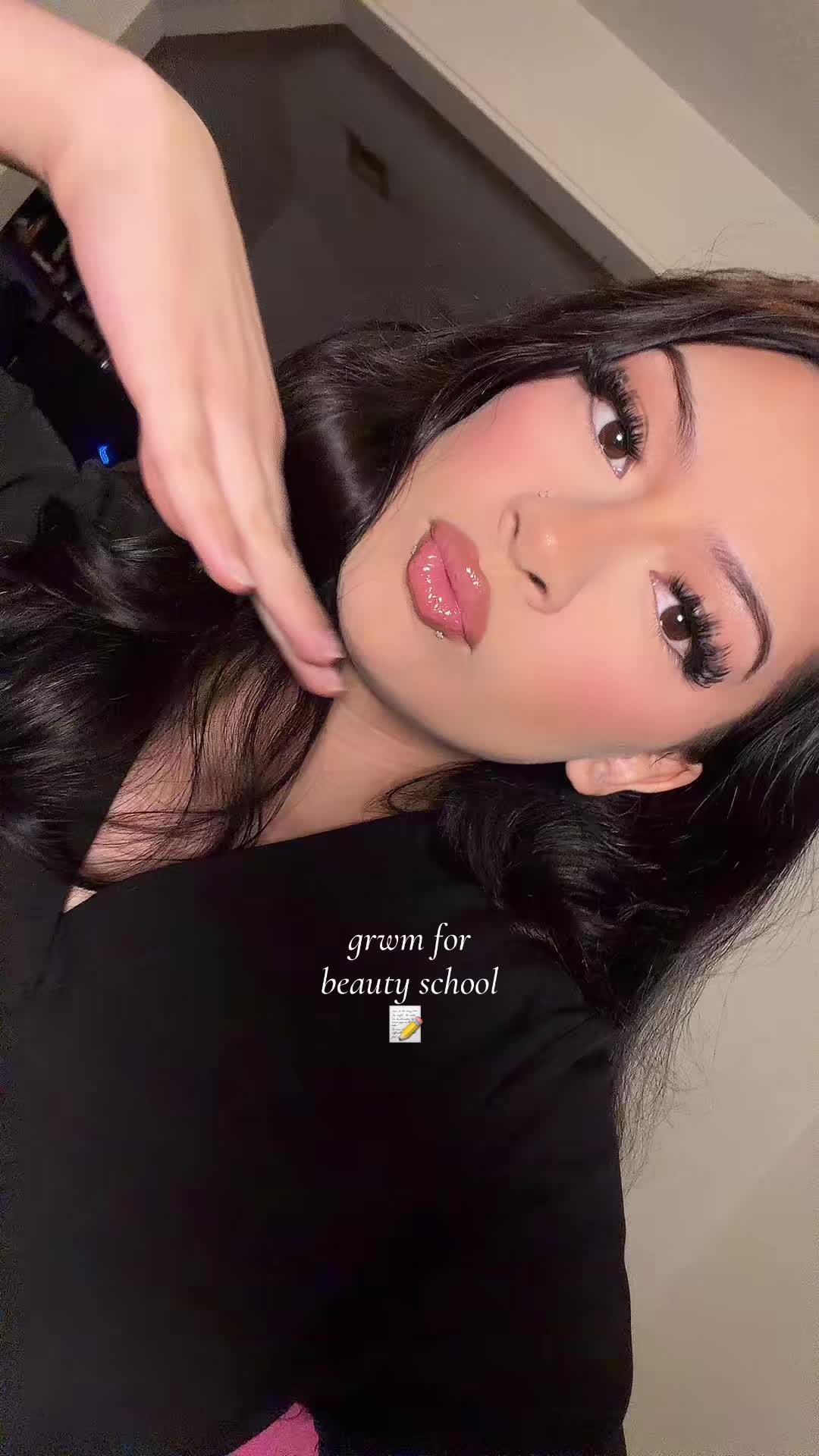 @yani ᥫ᭡