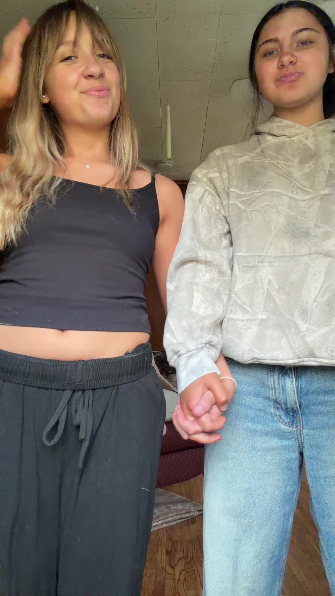 @𝘢𝘶𝘣𝘳𝘦𝘺 𝘦𝘭𝘪𝘴𝘦