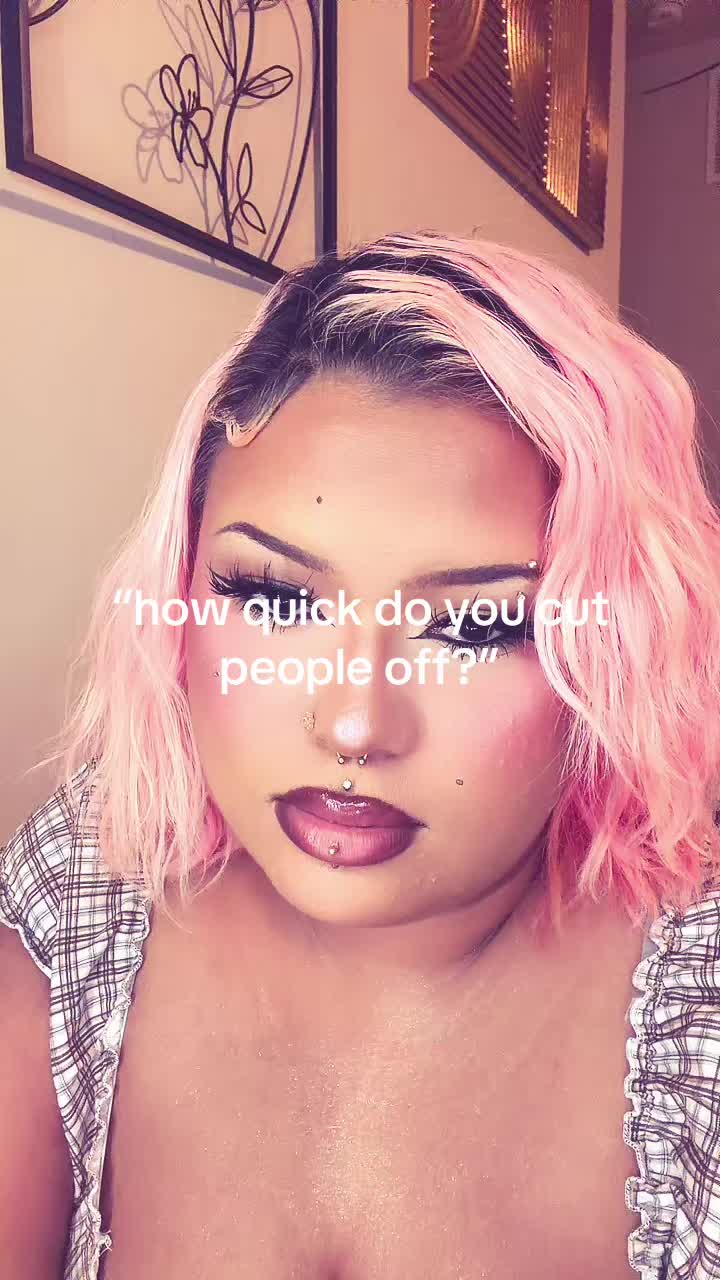 @˙⋆✮ 𝓶𝓲𝓵𝓵𝔃 ˙⋆✮