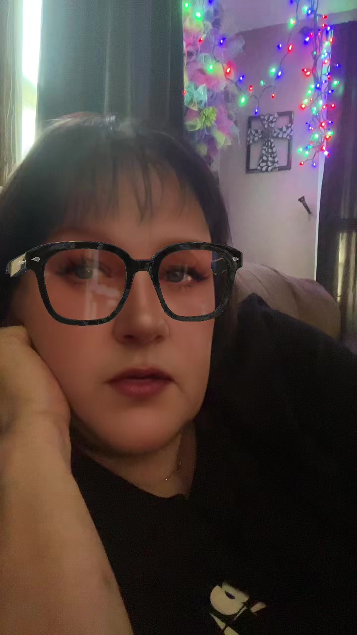 @KristyZ