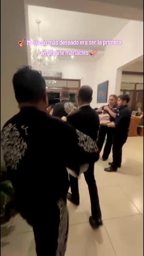 @colochona 🇳🇮