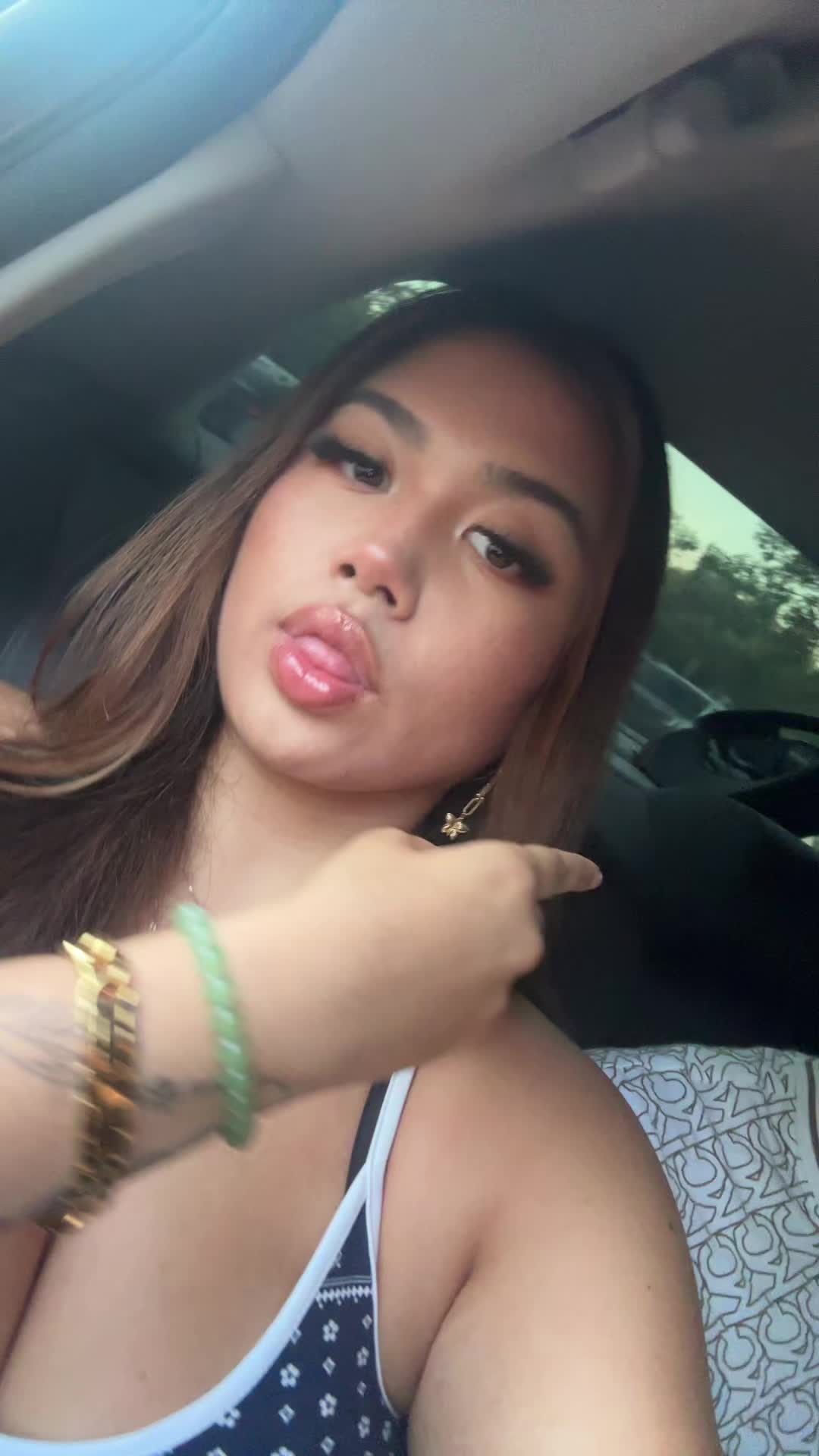 @pooping_glitters