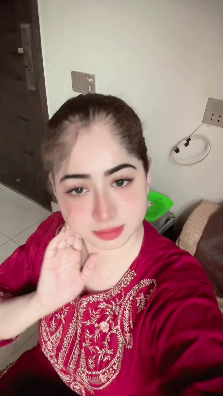 @ملکہ 😍❤️