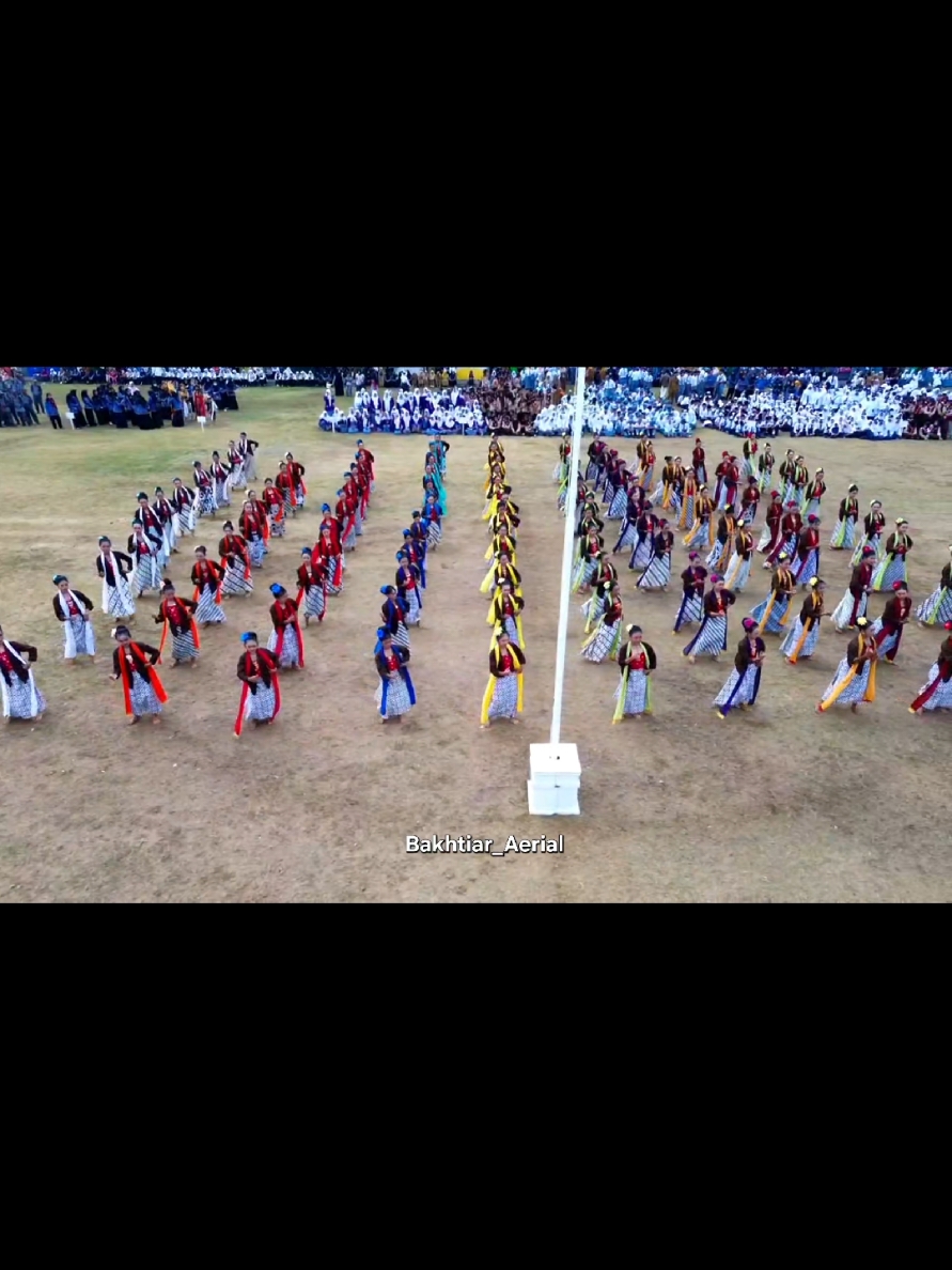 @Bakhtiar_Aerial/Warung_MbaTari