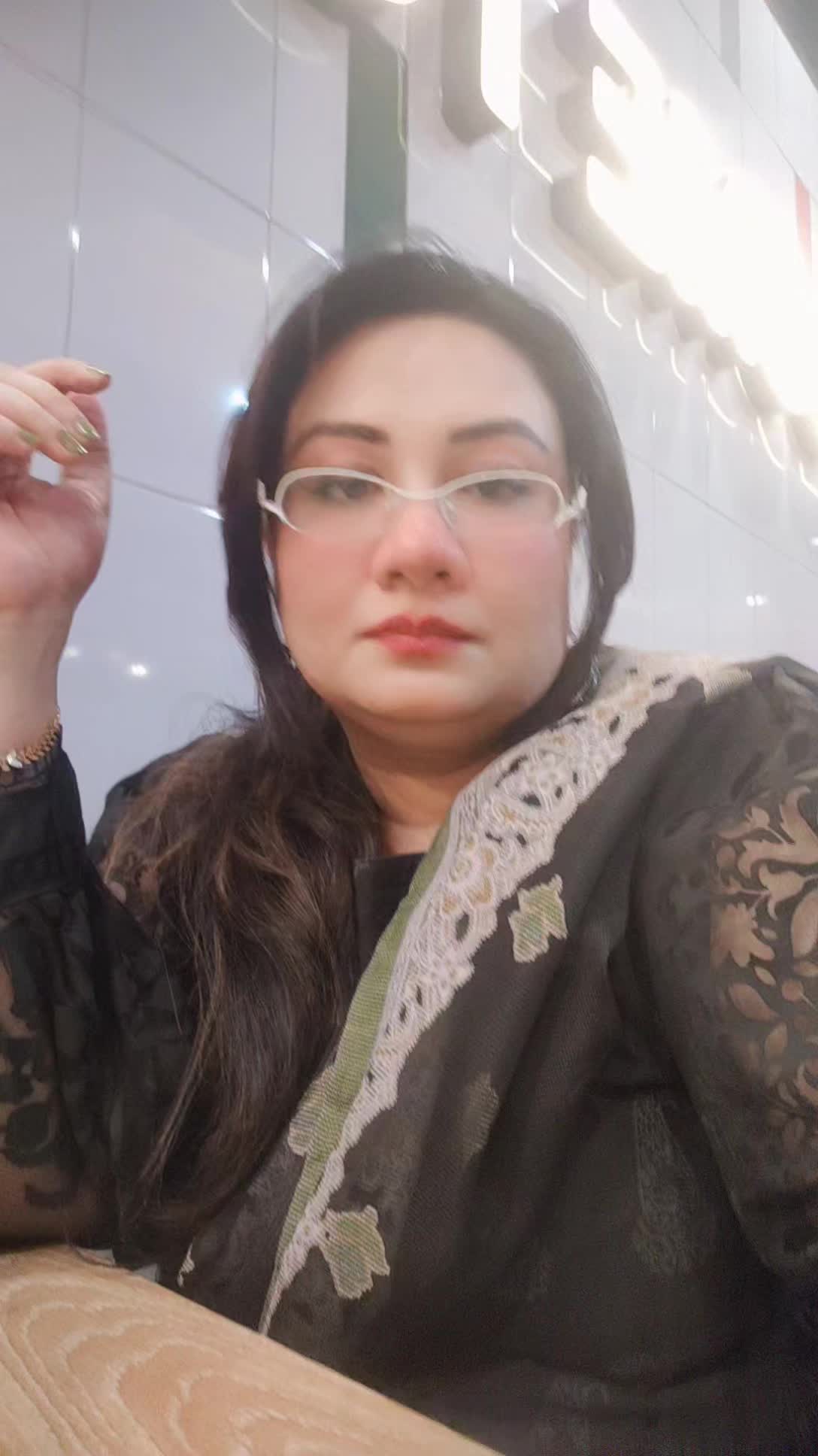 @Annie khan