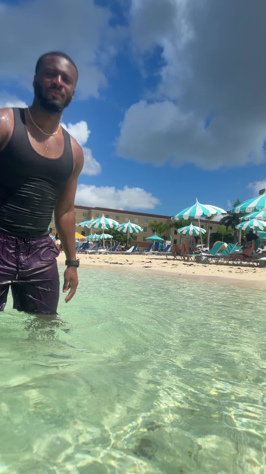 @👾