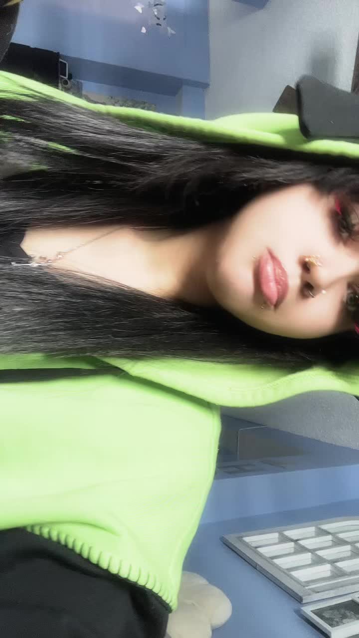 @KU2H1N4