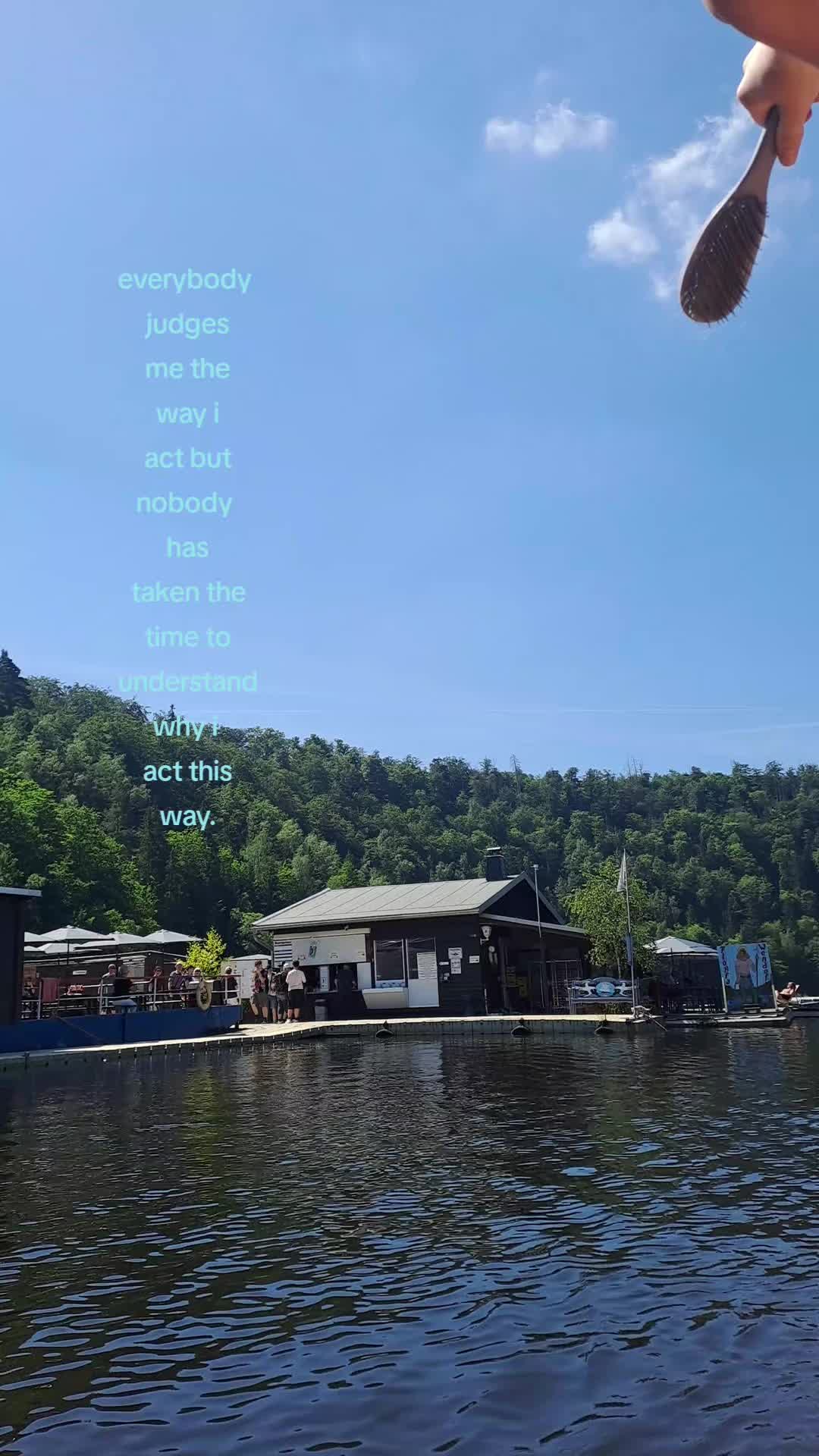 @💭