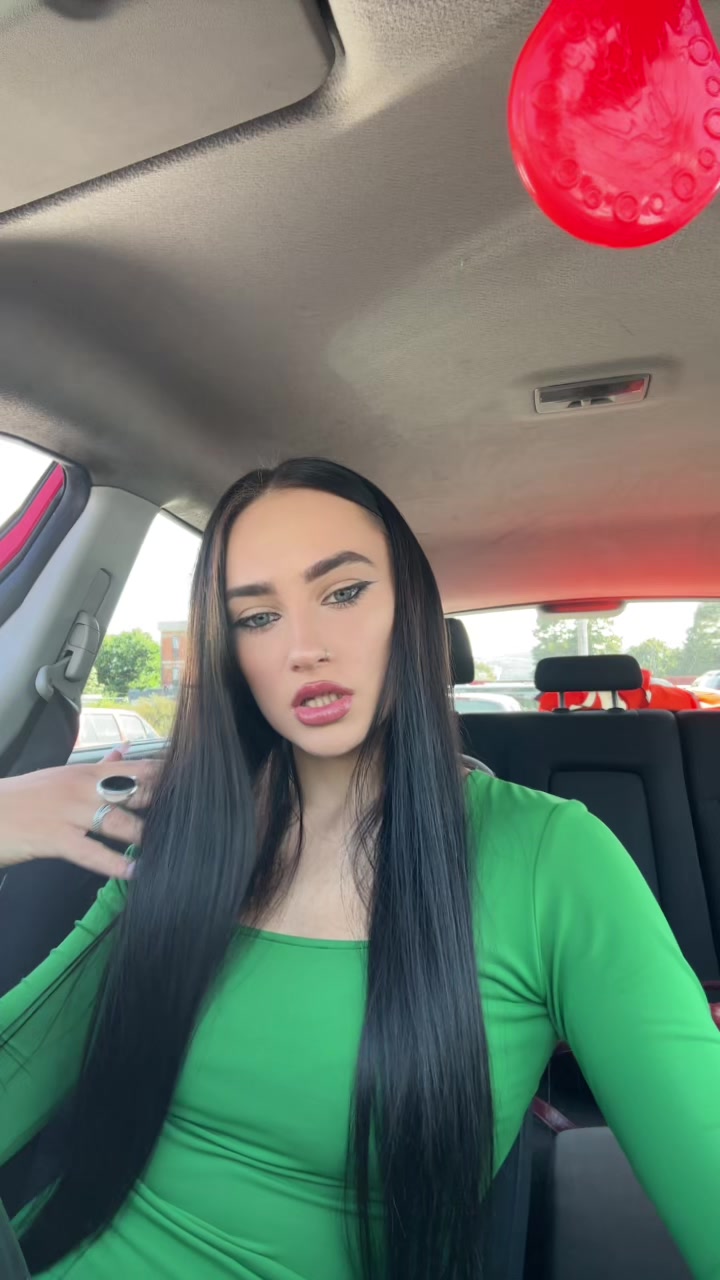 @niikoliinaa.aa