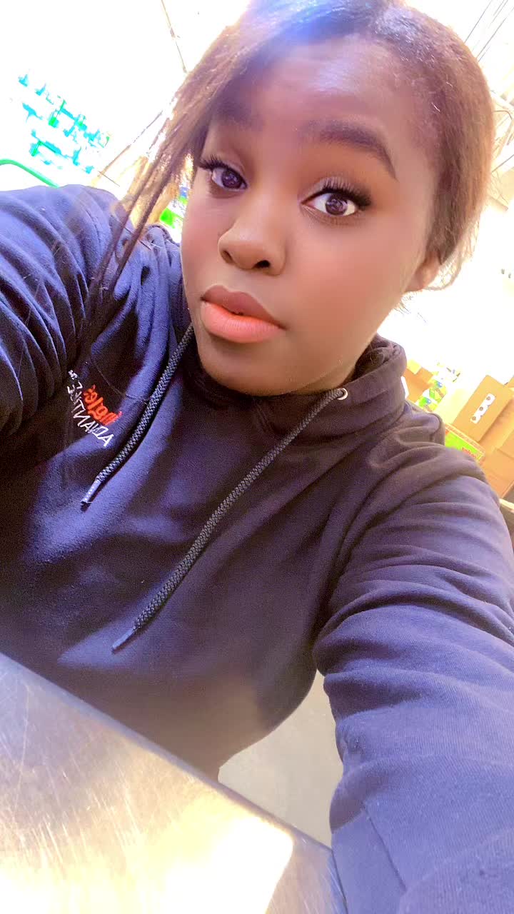 @Deeshort26