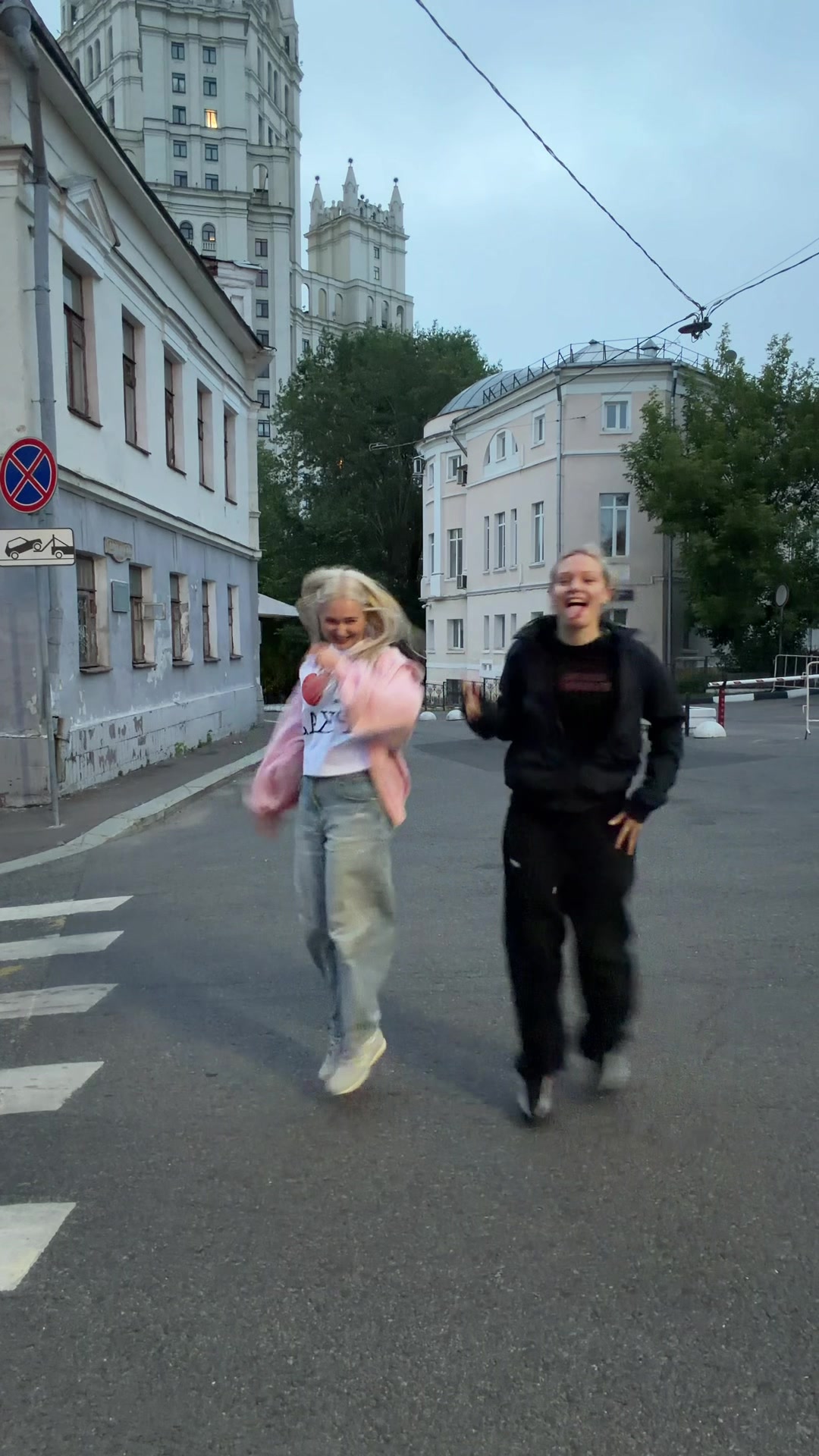 @это ксюша пикас