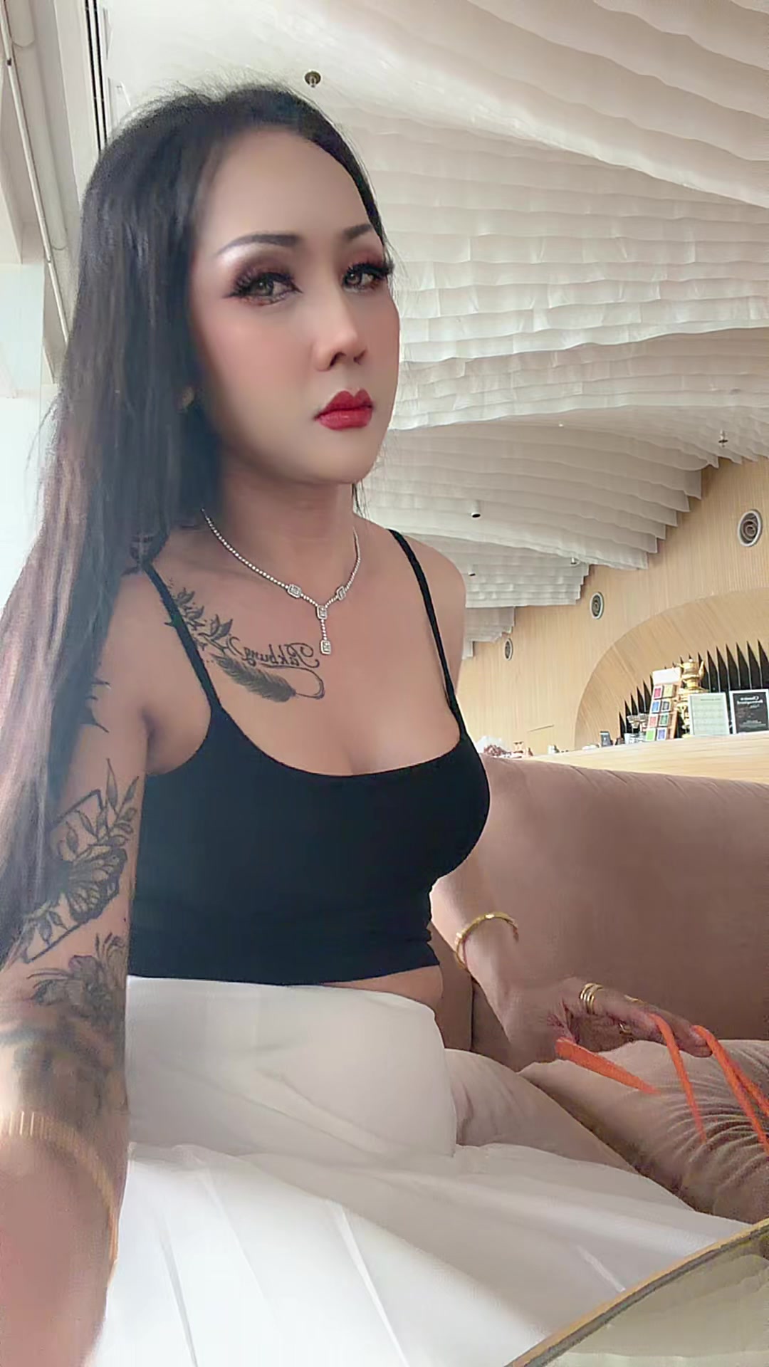 @ផ្កា ស្រពោន សំអាងការបាត់ដំបង