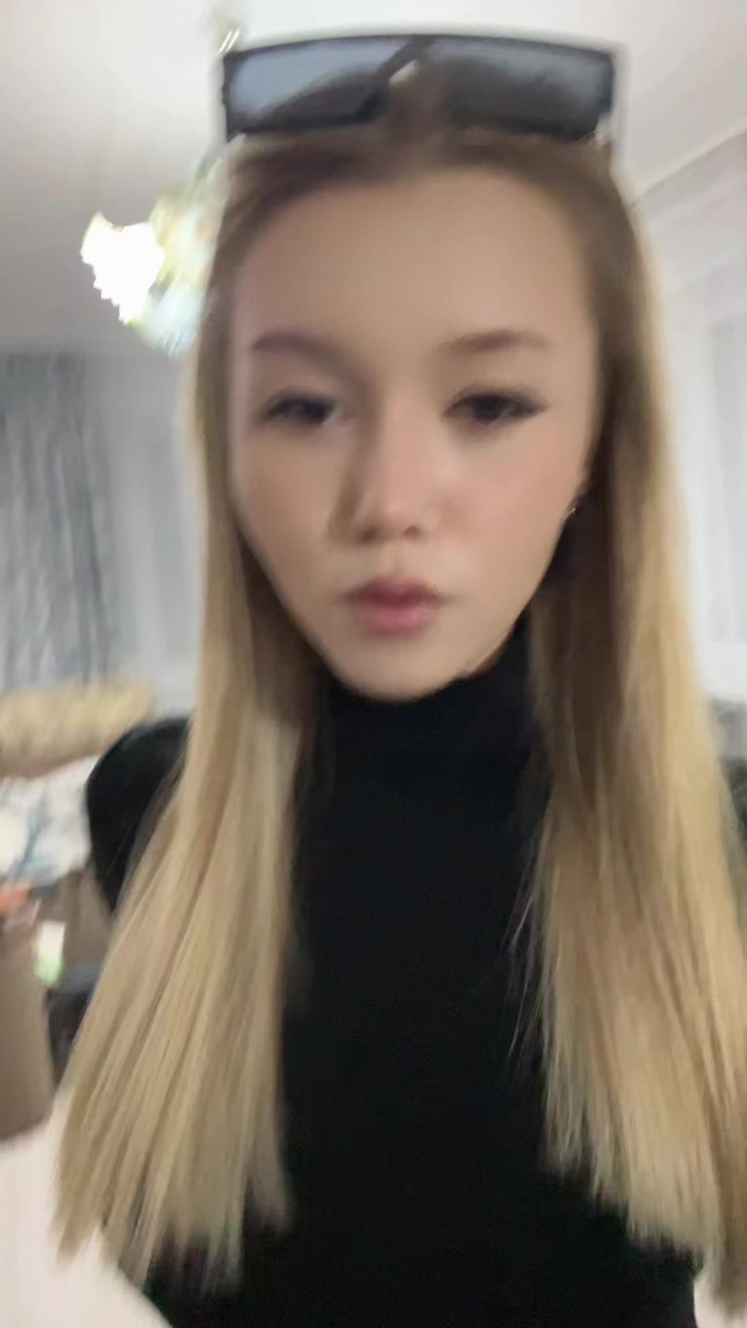 @👣👣