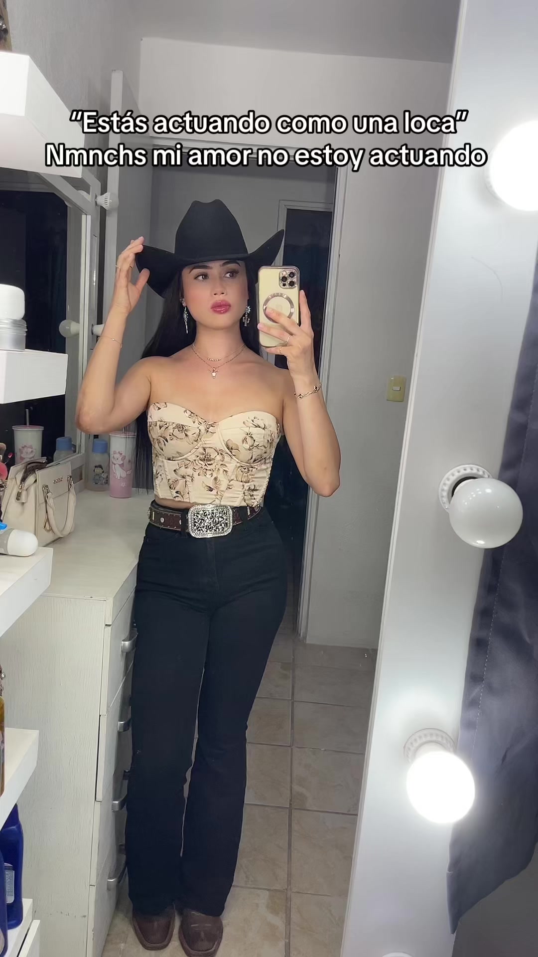 @Alondra vela