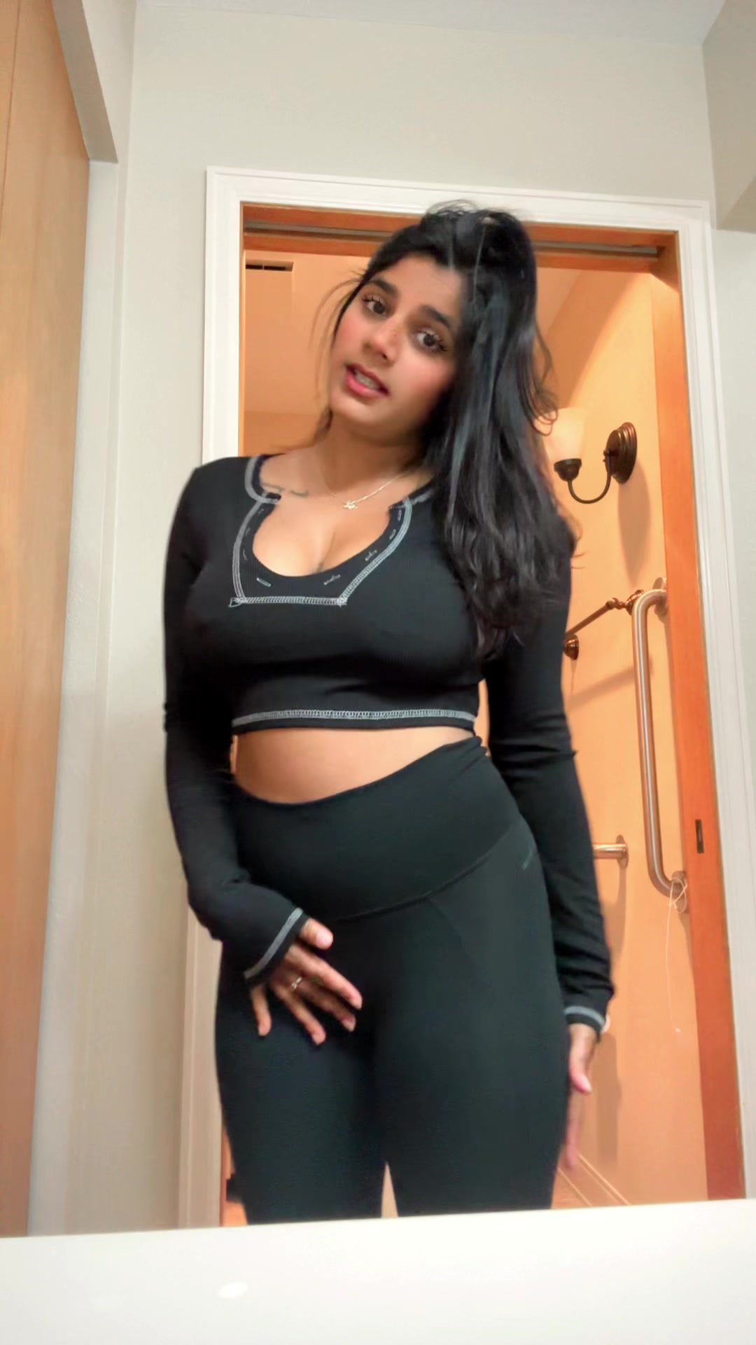@Bhahawttie