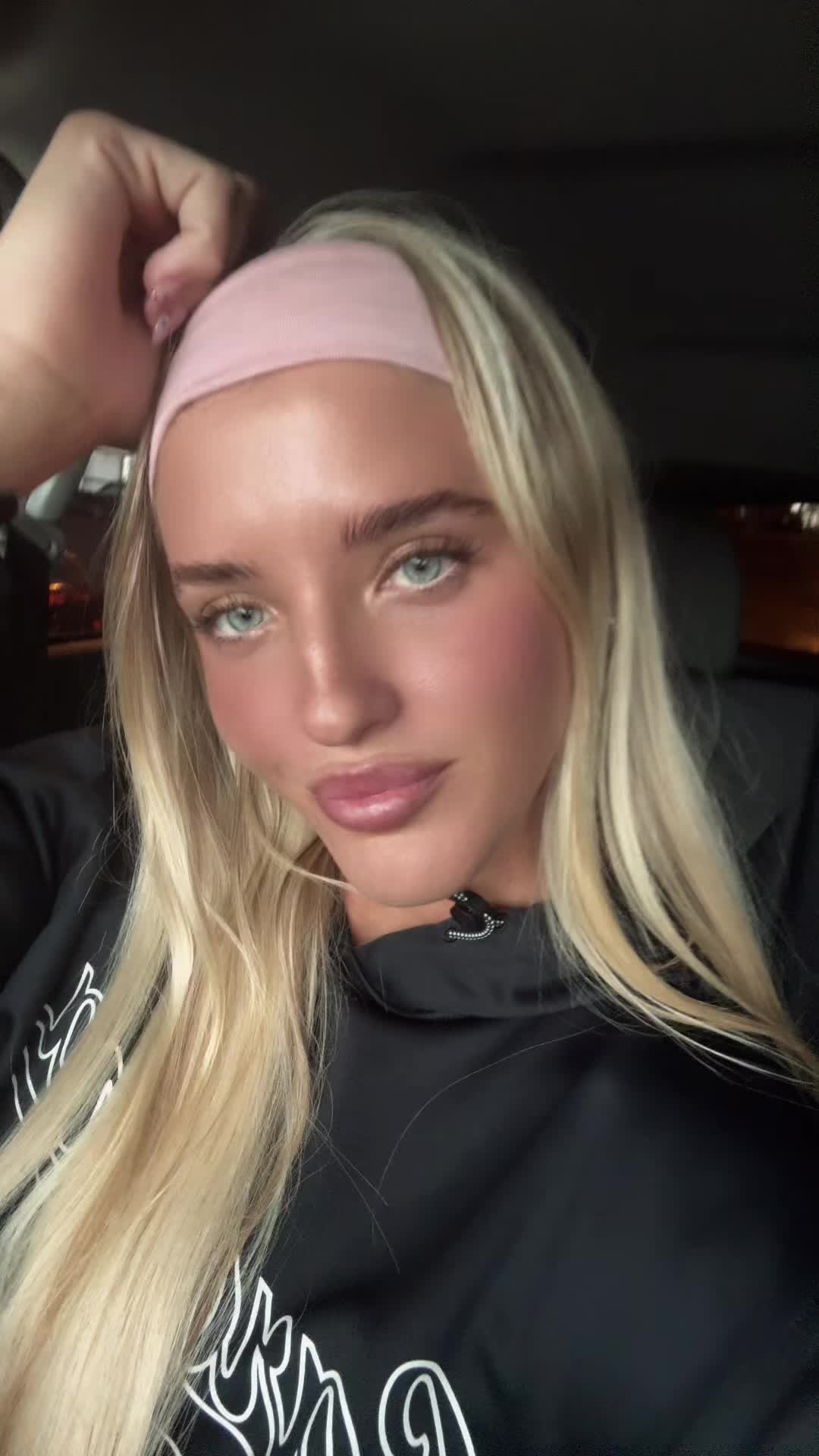 @joriii🩷🦋🌷💎🤍✝️🩵