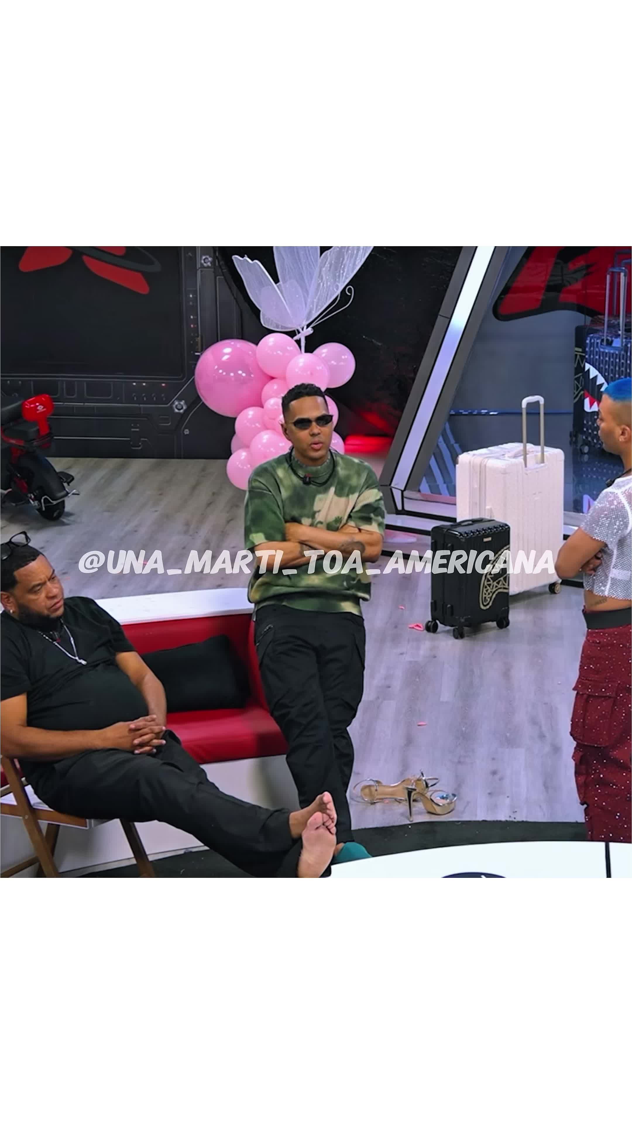 @una_marti_toa_americana