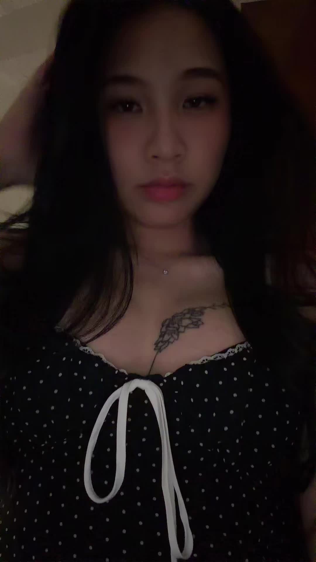 @𝚟𝚢