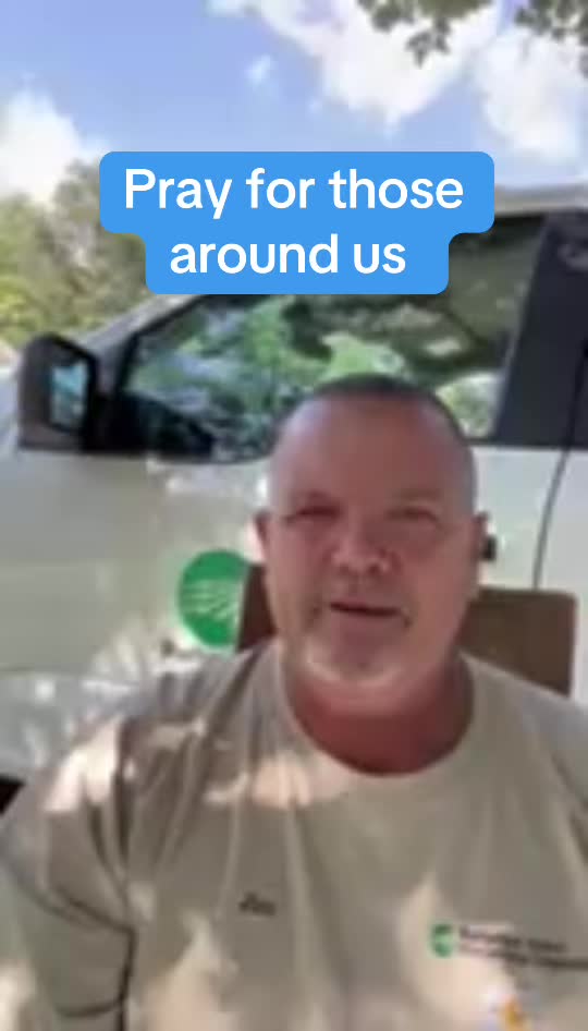 @ThePrayingLineman