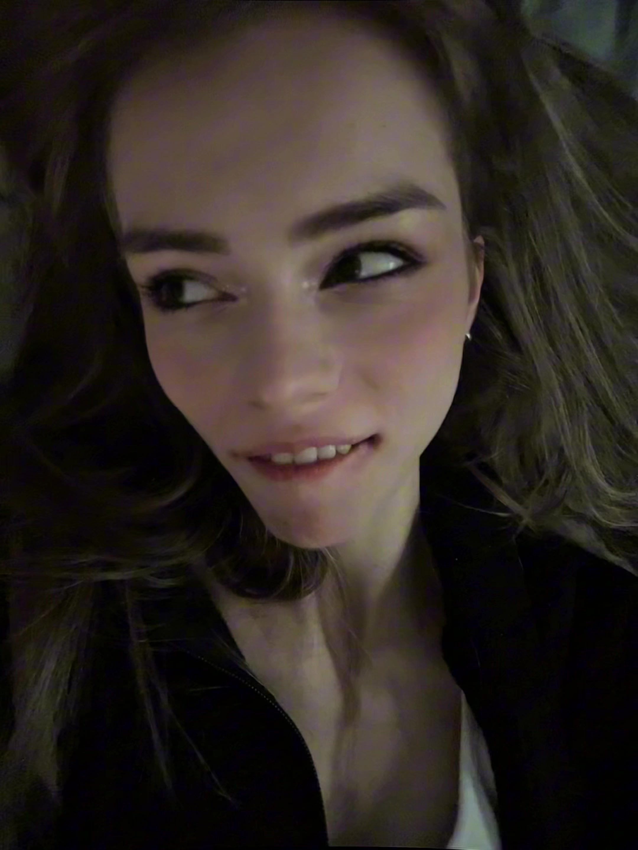 @Daria🌙