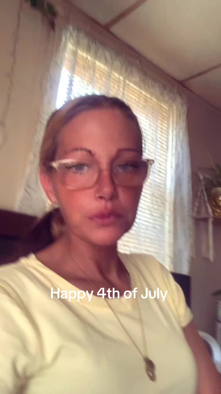 @Clickclackchiclets