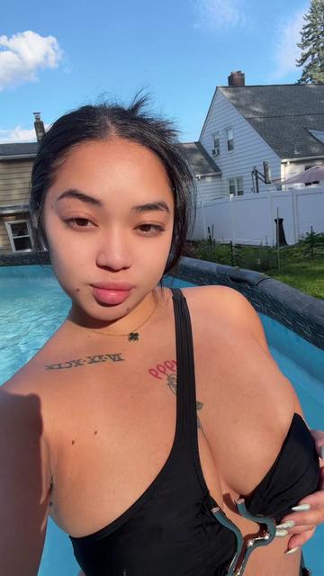@Asia4keeps
