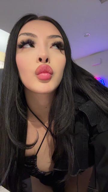 @haileyy