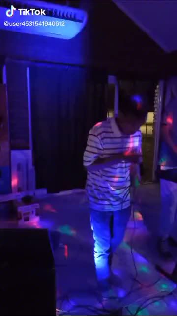 @joniii