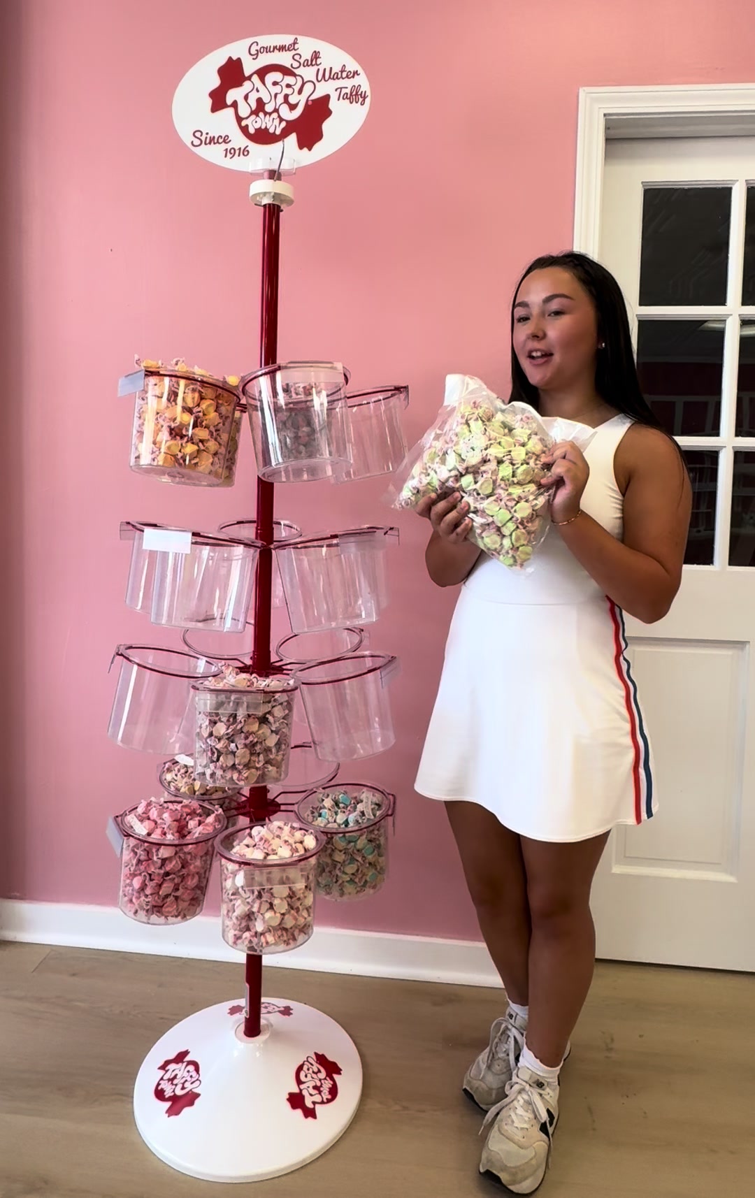 @Mama Vs Candy
