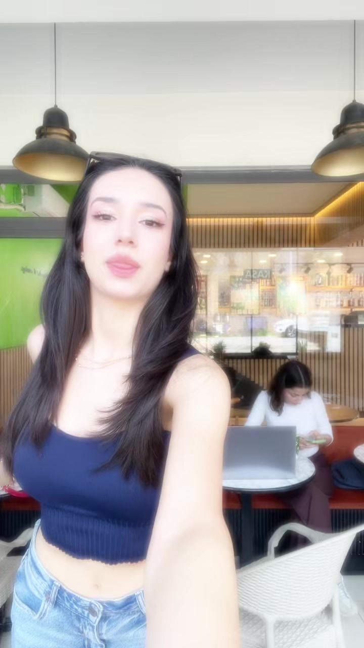 @Zeyzey