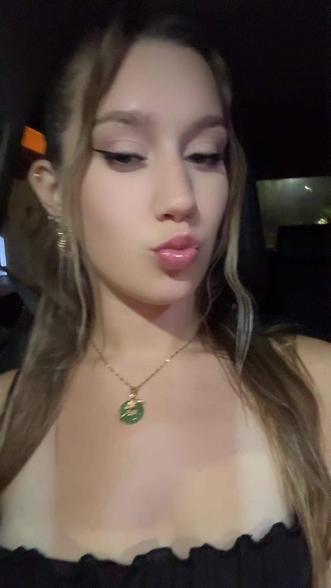 @christina