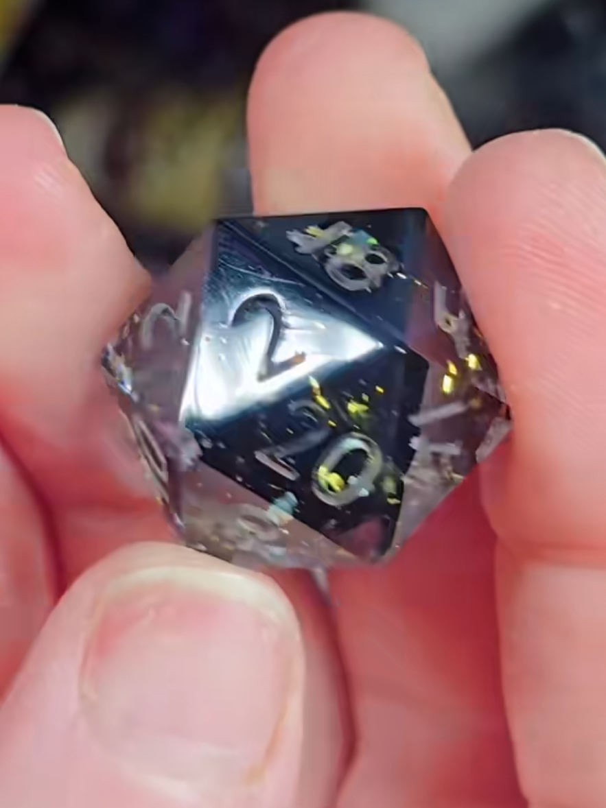 @KJ - Garnet Serpent Dice