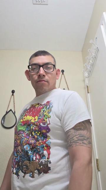 @JohnnyAngel