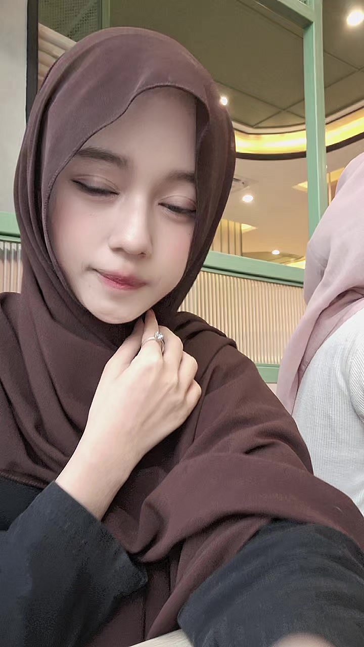 @syakira