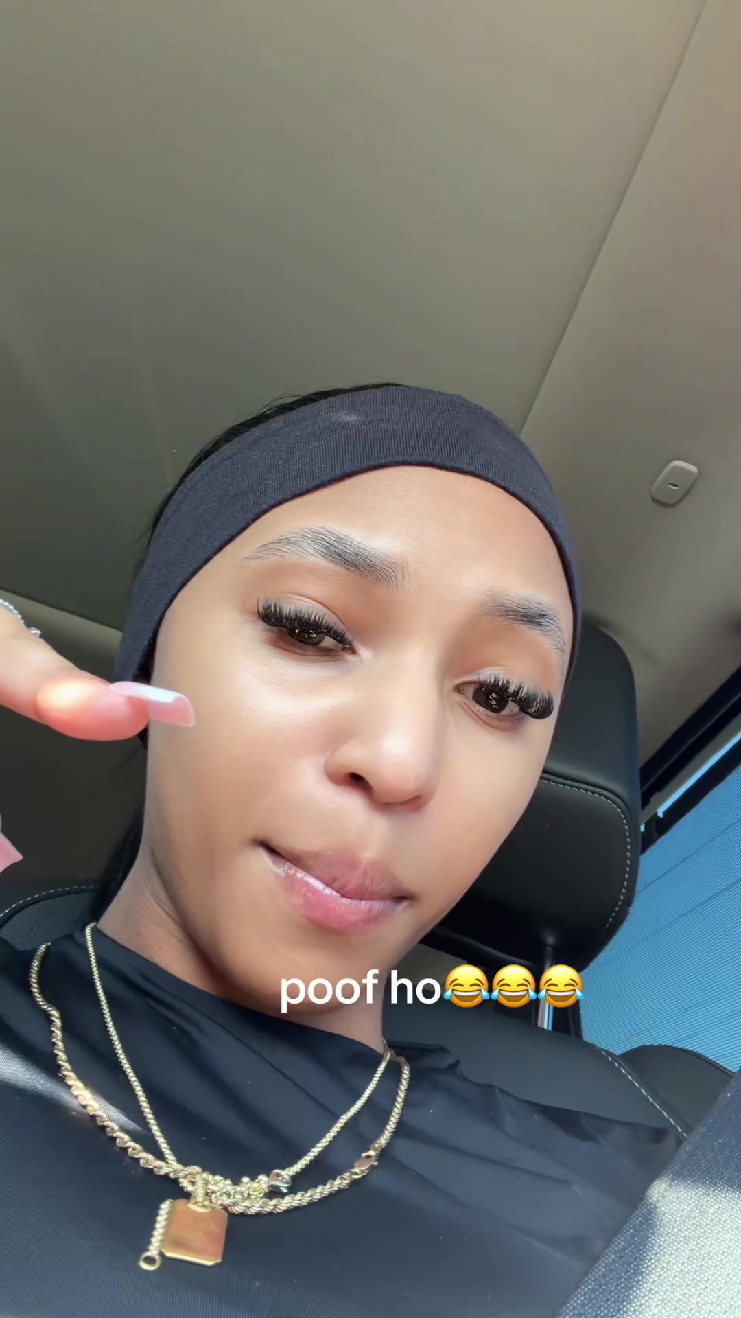@Shavani Nicole💌