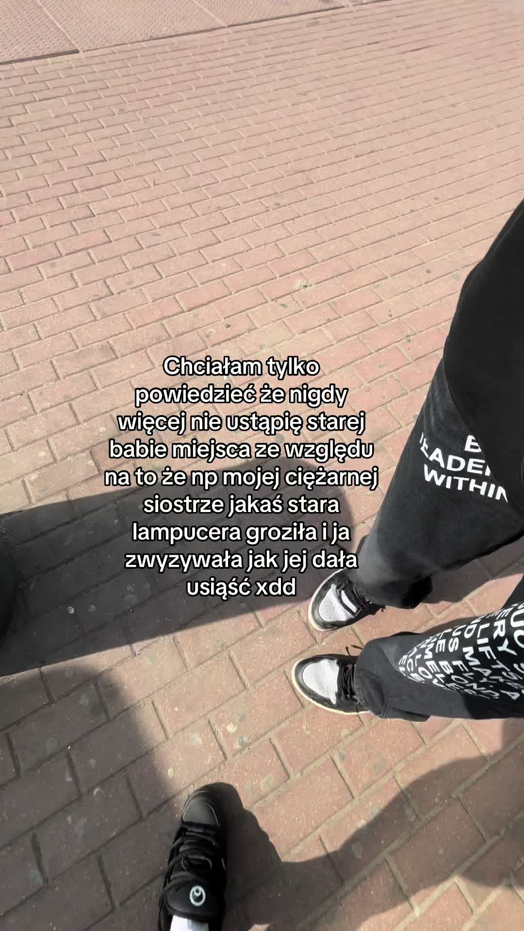 @jajoglowie