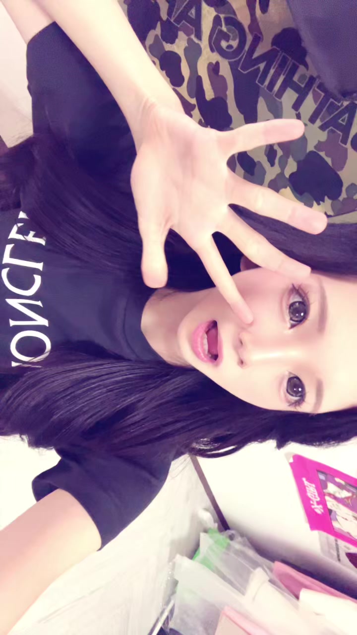 @里緒︎