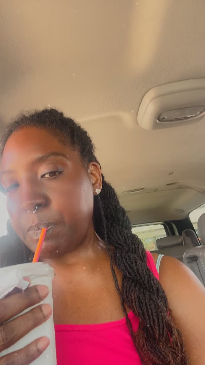@T Lindsey Wit Da MØTION 🧭🌊🚀